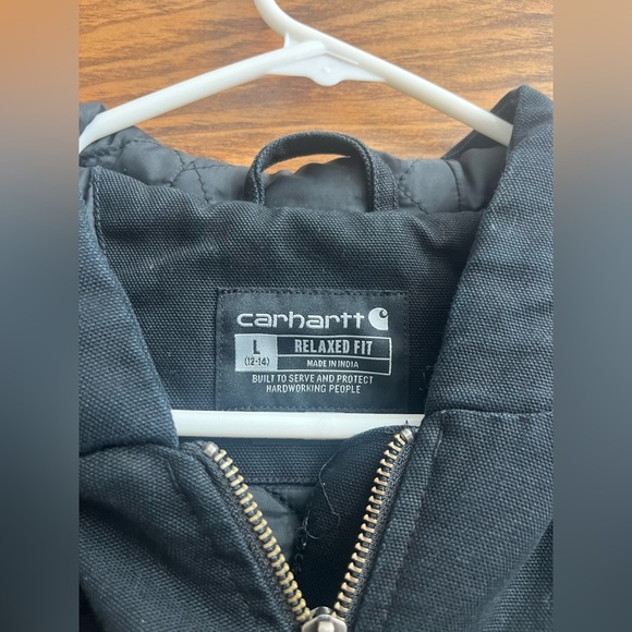 Women’s Carhartt Black Vest - Picture 2 of 3